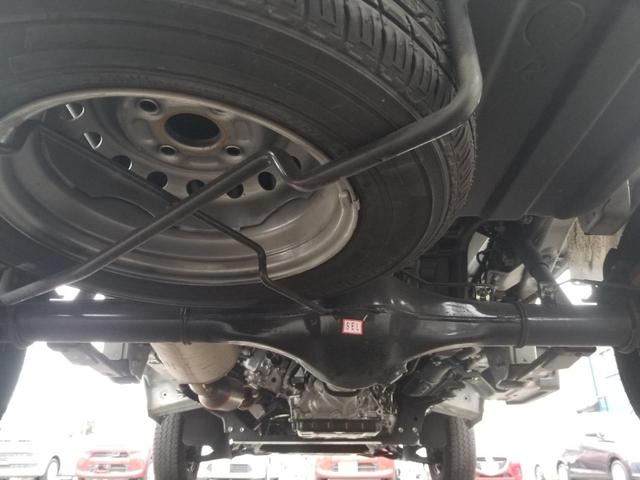 ハイゼットトラック スタンダードSAIIIt 衝突軽減 レーンキープ 障害物センサー LEDヘッドライト 禁煙車 ABS オートライト 運転席エアバッグ エアコン パワーステアリング(19枚目)