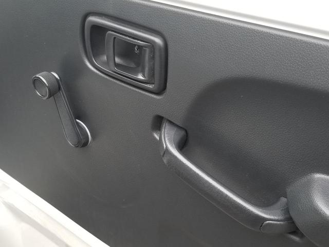 ハイゼットトラック スタンダードSAIIIt 衝突軽減 レーンキープ 障害物センサー LEDヘッドライト 禁煙車 ABS オートライト 運転席エアバッグ エアコン パワーステアリング(33枚目)