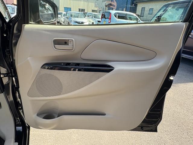 ｅＫワゴン Ｅ　シートヒーター　ナビ　ワンセグ　Ｂカメラ　ＥＴＣ　１４インチＡＷ　キーレス　禁煙車　フルフラット　ＡＢＳ　電格ミラー　ベンチシート　ＣＤ　運転席エアバッグ　助手席エアバッグ　エアコン　パワーウィンドウ（14枚目）