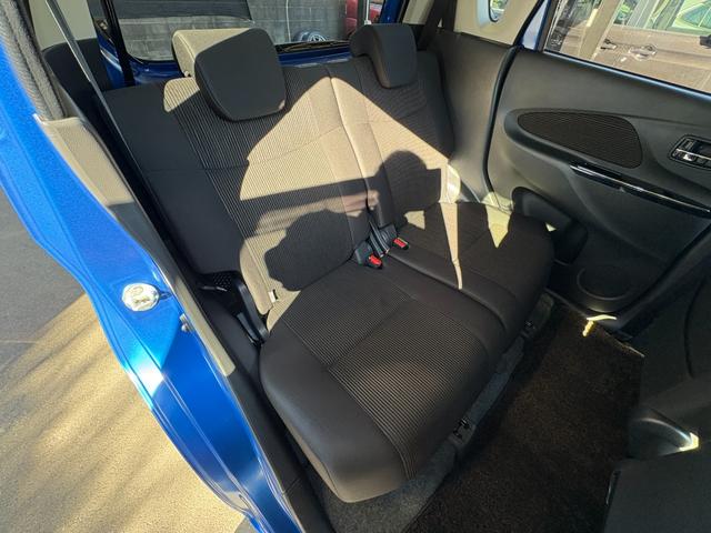 デイズ Ｘ　Ｖセレクション　衝突軽減　ナビ　フルセグ　全周囲カメラ　Ｆカメラ　サイドカメラ　Ｂカメラ　Ｂｌｕｅｔｏｏｔｈオーディオ　ＥＴＣ　Ｉストップ　１４インチＡＷ　スマキー　禁煙車　フルフラット（13枚目）