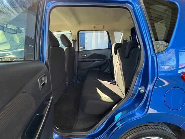 デイズ Ｘ　Ｖセレクション　衝突軽減　ナビ　フルセグ　全周囲カメラ　Ｆカメラ　サイドカメラ　Ｂカメラ　Ｂｌｕｅｔｏｏｔｈオーディオ　ＥＴＣ　Ｉストップ　１４インチＡＷ　スマキー　禁煙車　フルフラット（49枚目）