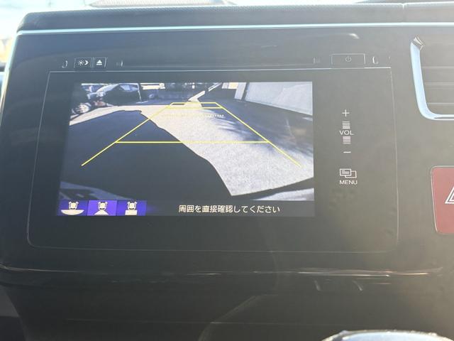 ステップワゴンスパーダ スパーダアドバンスパッケージα　オートクルーズ　片側電動　ナビ　フルセグ　Ｂカメラ　Ｂｌｕｅｔｏｏｔｈオーディオ　後席モニター　ＥＴＣ　Ｉストップ　１６インチＡＷ　スマキー　禁煙車　３列　フルフラット　横滑り防止　ＡＢＳ（5枚目）