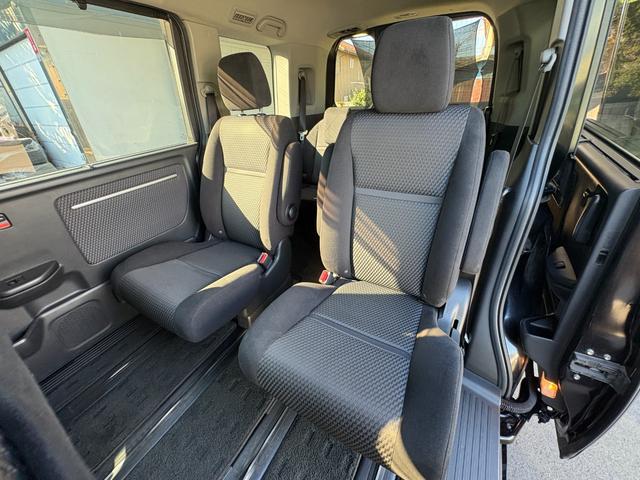 ステップワゴンスパーダ スパーダアドバンスパッケージα　オートクルーズ　片側電動　ナビ　フルセグ　Ｂカメラ　Ｂｌｕｅｔｏｏｔｈオーディオ　後席モニター　ＥＴＣ　Ｉストップ　１６インチＡＷ　スマキー　禁煙車　３列　フルフラット　横滑り防止　ＡＢＳ（51枚目）