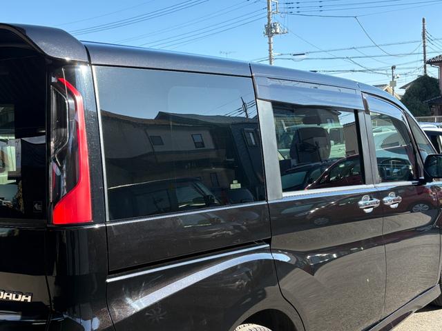 ステップワゴンスパーダ スパーダアドバンスパッケージα　オートクルーズ　片側電動　ナビ　フルセグ　Ｂカメラ　Ｂｌｕｅｔｏｏｔｈオーディオ　後席モニター　ＥＴＣ　Ｉストップ　１６インチＡＷ　スマキー　禁煙車　３列　フルフラット　横滑り防止　ＡＢＳ（62枚目）