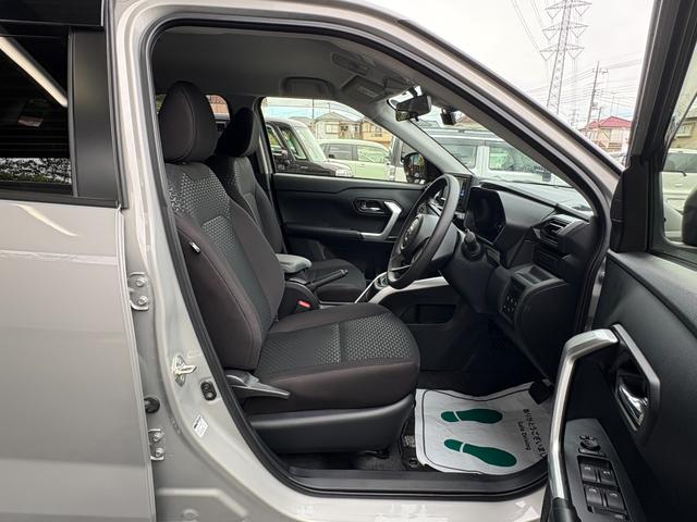 ライズ Ｘ　衝突軽減　レーンキープ　障害物センサー　ナビ　フルセグ　Ｂカメラ　Ｂｌｕｅｔｏｏｔｈオーディオ　ＥＴＣ　Ｉストップ　ＬＥＤヘッドライト　スマキー　禁煙車　フルフラット　ＡＢＳ　オートハイビーム（27枚目）