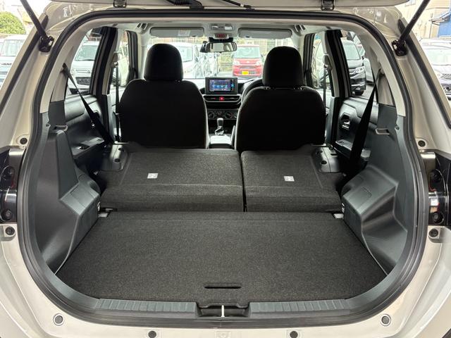 ライズ Ｘ　衝突軽減　レーンキープ　障害物センサー　ナビ　フルセグ　Ｂカメラ　Ｂｌｕｅｔｏｏｔｈオーディオ　ＥＴＣ　Ｉストップ　ＬＥＤヘッドライト　スマキー　禁煙車　フルフラット　ＡＢＳ　オートハイビーム（33枚目）