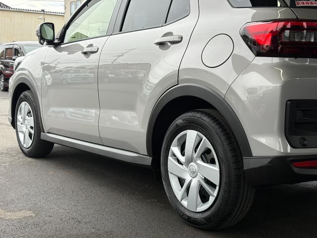 ライズ Ｘ　衝突軽減　レーンキープ　障害物センサー　ナビ　フルセグ　Ｂカメラ　Ｂｌｕｅｔｏｏｔｈオーディオ　ＥＴＣ　Ｉストップ　ＬＥＤヘッドライト　スマキー　禁煙車　フルフラット　ＡＢＳ　オートハイビーム（63枚目）