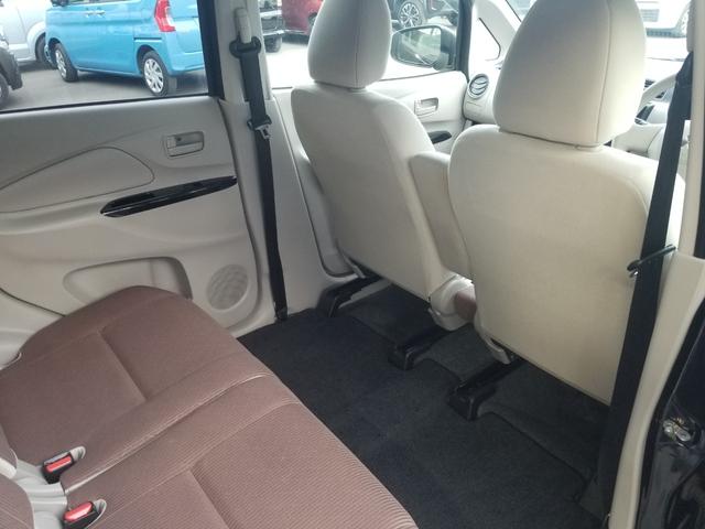 Ｅ　シートヒーター　ナビ　ワンセグ　Ｂｌｕｅｔｏｏｔｈオーディオ　ＥＴＣ　１４インチＡＷ　キーレス　禁煙車　フルフラット　横滑り防止　ＡＢＳ　電格ミラー　ベンチシート　ＣＤ　ＤＶＤ再生