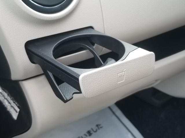 Ｅ　シートヒーター　ナビ　ワンセグ　Ｂｌｕｅｔｏｏｔｈオーディオ　ＥＴＣ　１４インチＡＷ　キーレス　禁煙車　フルフラット　横滑り防止　ＡＢＳ　電格ミラー　ベンチシート　ＣＤ　ＤＶＤ再生