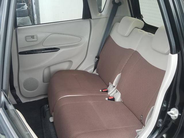 Ｅ　シートヒーター　ナビ　ワンセグ　Ｂｌｕｅｔｏｏｔｈオーディオ　ＥＴＣ　１４インチＡＷ　キーレス　禁煙車　フルフラット　横滑り防止　ＡＢＳ　電格ミラー　ベンチシート　ＣＤ　ＤＶＤ再生