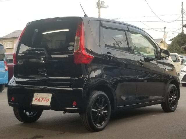 Ｅ　シートヒーター　ナビ　ワンセグ　Ｂｌｕｅｔｏｏｔｈオーディオ　ＥＴＣ　１４インチＡＷ　キーレス　禁煙車　フルフラット　横滑り防止　ＡＢＳ　電格ミラー　ベンチシート　ＣＤ　ＤＶＤ再生