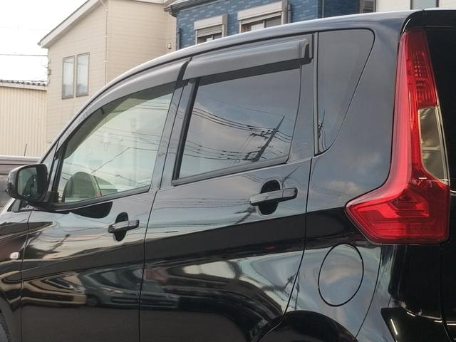 Ｅ　シートヒーター　ナビ　ワンセグ　Ｂｌｕｅｔｏｏｔｈオーディオ　ＥＴＣ　１４インチＡＷ　キーレス　禁煙車　フルフラット　横滑り防止　ＡＢＳ　電格ミラー　ベンチシート　ＣＤ　ＤＶＤ再生