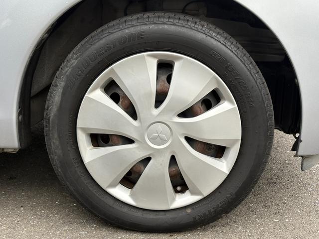 eKワゴン E キーレス 禁煙車 フルフラット ABS 電格ミラー ベンチシート CD 運転席エアバッグ 助手席エアバッグ エアコン パワーウィンドウ パワーステアリング(10枚目)