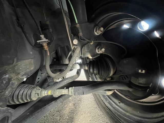 アクア Ｓスタイルブラック　衝突軽減　レーンキープ　障害物センサー　ナビ　フルセグ　Ｂカメラ　Ｂｌｕｅｔｏｏｔｈオーディオ　ＥＴＣ　ＬＥＤヘッドライト　スマキー　禁煙車　ＡＢＳ　オートハイビーム　電格ミラー　ＣＤ　ＤＶＤ再生（23枚目）