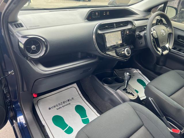 アクア Ｓスタイルブラック　衝突軽減　レーンキープ　障害物センサー　ナビ　フルセグ　Ｂカメラ　Ｂｌｕｅｔｏｏｔｈオーディオ　ＥＴＣ　ＬＥＤヘッドライト　スマキー　禁煙車　ＡＢＳ　オートハイビーム　電格ミラー　ＣＤ　ＤＶＤ再生（45枚目）