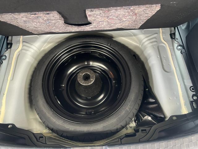 アクア L ナビ Bluetoothオーディオ ETC スマキー 禁煙車 ABS 電格ミラー 運転席エアバッグ 助手席エアバッグ エアコン パワーウィンドウ パワーステアリング(18枚目)