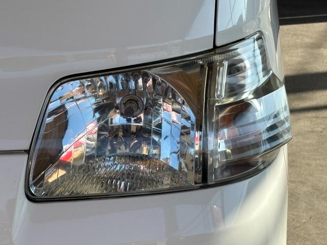 タウンエースバン ＧＬ　両側スライド　キーレス　禁煙車　フルフラット　ＡＢＳ　運転席エアバッグ　助手席エアバッグ　エアコン　パワーウィンドウ　パワーステアリング（16枚目）