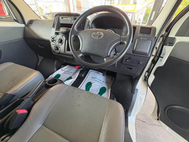 タウンエースバン ＧＬ　両側スライド　キーレス　禁煙車　フルフラット　ＡＢＳ　運転席エアバッグ　助手席エアバッグ　エアコン　パワーウィンドウ　パワーステアリング（22枚目）