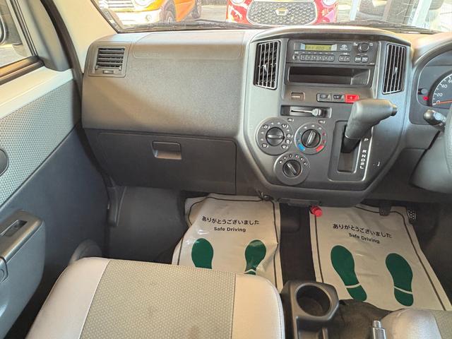 タウンエースバン ＧＬ　両側スライド　キーレス　禁煙車　フルフラット　ＡＢＳ　運転席エアバッグ　助手席エアバッグ　エアコン　パワーウィンドウ　パワーステアリング（31枚目）