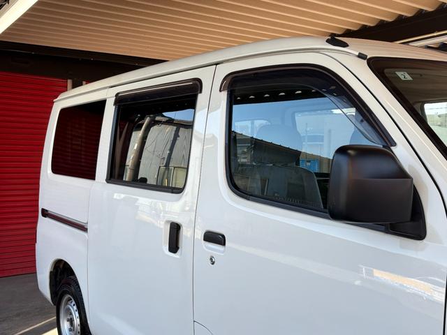 タウンエースバン ＧＬ　両側スライド　キーレス　禁煙車　フルフラット　ＡＢＳ　運転席エアバッグ　助手席エアバッグ　エアコン　パワーウィンドウ　パワーステアリング（42枚目）