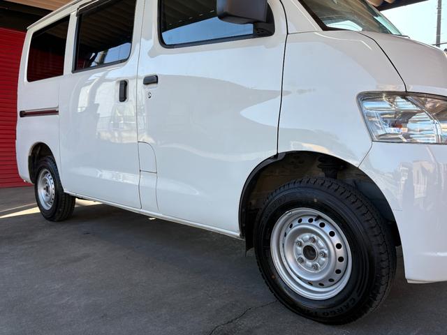 タウンエースバン ＧＬ　両側スライド　キーレス　禁煙車　フルフラット　ＡＢＳ　運転席エアバッグ　助手席エアバッグ　エアコン　パワーウィンドウ　パワーステアリング（43枚目）