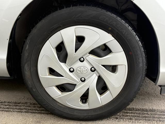 アクア Ｓビジネスパッケージ　衝突軽減　レーンキープ　障害物センサー　ナビ　ワンセグ　Ｂカメラ　Ｂｌｕｅｔｏｏｔｈオーディオ　ＥＴＣ２．０　スマキー　禁煙車　ＡＢＳ　オートハイビーム　オートライト　電格ミラー　ＣＤ（14枚目）