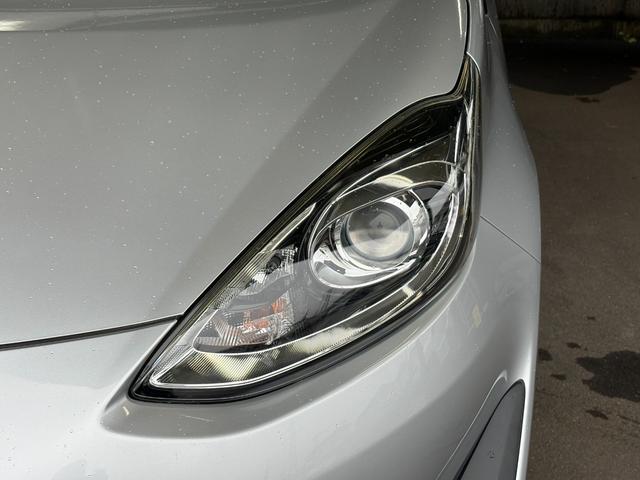 アクア Ｓビジネスパッケージ　衝突軽減　レーンキープ　障害物センサー　ナビ　ワンセグ　Ｂカメラ　Ｂｌｕｅｔｏｏｔｈオーディオ　ＥＴＣ２．０　スマキー　禁煙車　ＡＢＳ　オートハイビーム　オートライト　電格ミラー　ＣＤ（20枚目）