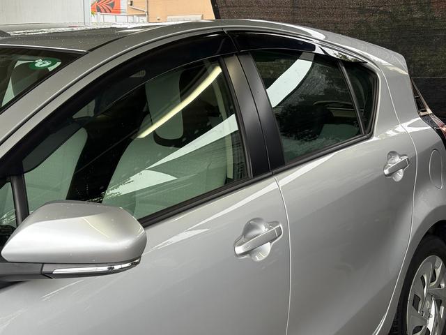 アクア Ｓビジネスパッケージ　衝突軽減　レーンキープ　障害物センサー　ナビ　ワンセグ　Ｂカメラ　Ｂｌｕｅｔｏｏｔｈオーディオ　ＥＴＣ２．０　スマキー　禁煙車　ＡＢＳ　オートハイビーム　オートライト　電格ミラー　ＣＤ（21枚目）