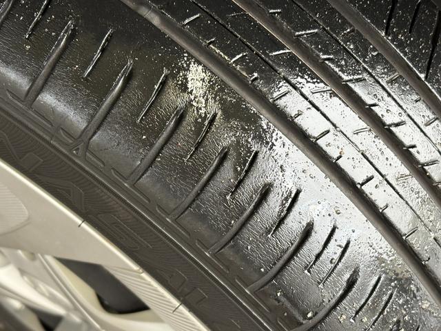 アクア Ｓビジネスパッケージ　衝突軽減　レーンキープ　障害物センサー　ナビ　ワンセグ　Ｂカメラ　Ｂｌｕｅｔｏｏｔｈオーディオ　ＥＴＣ２．０　スマキー　禁煙車　ＡＢＳ　オートハイビーム　オートライト　電格ミラー　ＣＤ（23枚目）