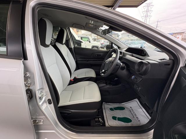 アクア Ｓビジネスパッケージ　衝突軽減　レーンキープ　障害物センサー　ナビ　ワンセグ　Ｂカメラ　Ｂｌｕｅｔｏｏｔｈオーディオ　ＥＴＣ２．０　スマキー　禁煙車　ＡＢＳ　オートハイビーム　オートライト　電格ミラー　ＣＤ（26枚目）