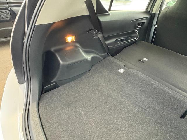 アクア Ｓビジネスパッケージ　衝突軽減　レーンキープ　障害物センサー　ナビ　ワンセグ　Ｂカメラ　Ｂｌｕｅｔｏｏｔｈオーディオ　ＥＴＣ２．０　スマキー　禁煙車　ＡＢＳ　オートハイビーム　オートライト　電格ミラー　ＣＤ（32枚目）