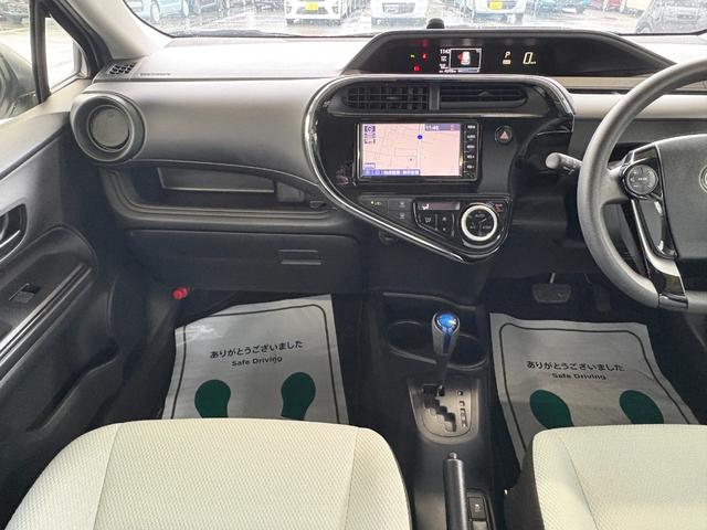 アクア Ｓビジネスパッケージ　衝突軽減　レーンキープ　障害物センサー　ナビ　ワンセグ　Ｂカメラ　Ｂｌｕｅｔｏｏｔｈオーディオ　ＥＴＣ２．０　スマキー　禁煙車　ＡＢＳ　オートハイビーム　オートライト　電格ミラー　ＣＤ（39枚目）