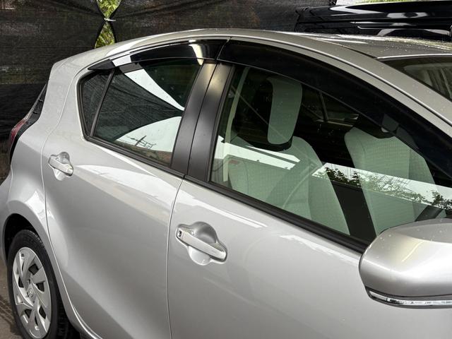 アクア Ｓビジネスパッケージ　衝突軽減　レーンキープ　障害物センサー　ナビ　ワンセグ　Ｂカメラ　Ｂｌｕｅｔｏｏｔｈオーディオ　ＥＴＣ２．０　スマキー　禁煙車　ＡＢＳ　オートハイビーム　オートライト　電格ミラー　ＣＤ（50枚目）