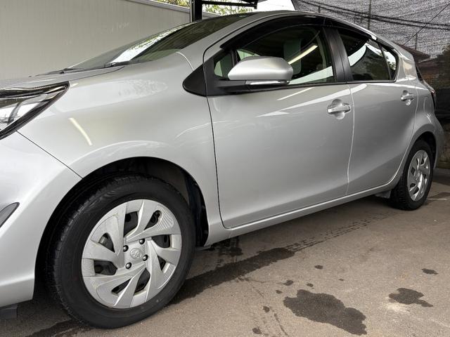 アクア Ｓビジネスパッケージ　衝突軽減　レーンキープ　障害物センサー　ナビ　ワンセグ　Ｂカメラ　Ｂｌｕｅｔｏｏｔｈオーディオ　ＥＴＣ２．０　スマキー　禁煙車　ＡＢＳ　オートハイビーム　オートライト　電格ミラー　ＣＤ（53枚目）