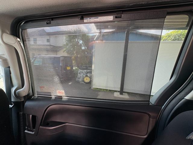 ノア Ｘ　４ＷＤ　衝突軽減　レーンキープ　障害物センサー　オートクルーズ　片側電動　ナビ　Ｂカメラ　Ｂｌｕｅｔｏｏｔｈオーディオ　ＥＴＣ　Ｉストップ　ＬＥＤヘッドライト　キーレス　禁煙車　３列　ＡＢＳ（52枚目）