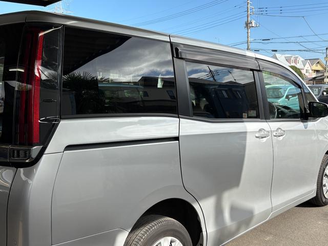 ノア Ｘ　４ＷＤ　衝突軽減　レーンキープ　障害物センサー　オートクルーズ　片側電動　ナビ　Ｂカメラ　Ｂｌｕｅｔｏｏｔｈオーディオ　ＥＴＣ　Ｉストップ　ＬＥＤヘッドライト　キーレス　禁煙車　３列　ＡＢＳ（62枚目）