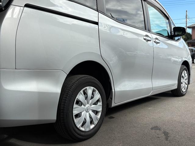 ノア Ｘ　４ＷＤ　衝突軽減　レーンキープ　障害物センサー　オートクルーズ　片側電動　ナビ　Ｂカメラ　Ｂｌｕｅｔｏｏｔｈオーディオ　ＥＴＣ　Ｉストップ　ＬＥＤヘッドライト　キーレス　禁煙車　３列　ＡＢＳ（63枚目）