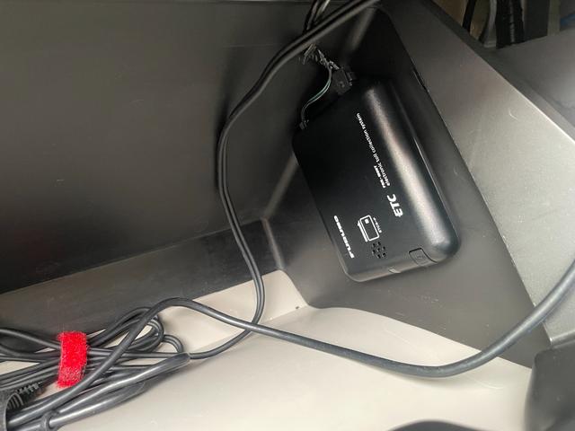 デイズ J 衝突軽減 ナビ ワンセグ ETC キーレス 禁煙車 記録簿 フルフラット ABS 電格ミラー ベンチシート CD 運転席エアバッグ 助手席エアバッグ エアコン パワーウィンドウ パワーステアリング(6枚目)