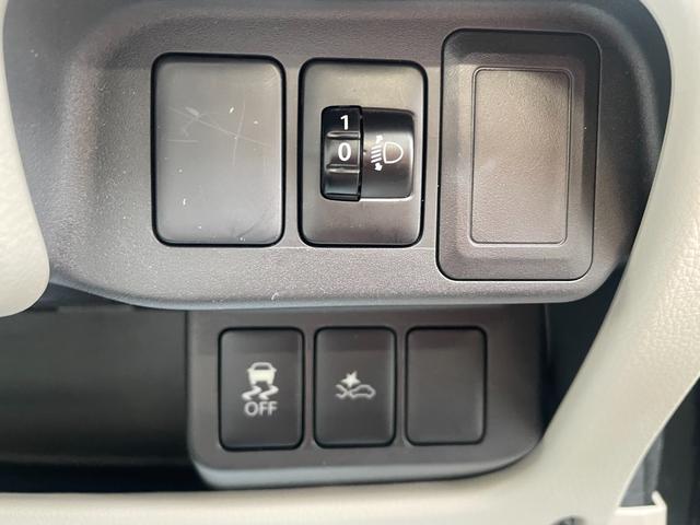 デイズ J 衝突軽減 ナビ ワンセグ ETC キーレス 禁煙車 記録簿 フルフラット ABS 電格ミラー ベンチシート CD 運転席エアバッグ 助手席エアバッグ エアコン パワーウィンドウ パワーステアリング(7枚目)