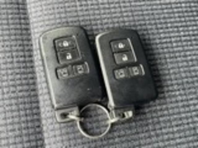 シエンタ Ｇ　衝突軽減　レーンキープ　両側電動　ナビ　フルセグ　Ｂカメラ　Ｂｌｕｅｔｏｏｔｈオーディオ　後席モニター　ＥＴＣ　１５インチＡＷ　スマキー　禁煙車　３列　フルフラット　ＡＢＳ　オートハイビーム（22枚目）