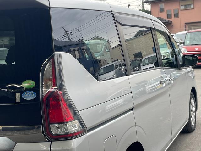 セレナ Ｓ　衝突軽減　レーンキープ　障害物センサー　オートクルーズ　片側電動　ナビ　フルセグ　全周囲カメラ　Ｆカメラ　サイドカメラ　Ｂカメラ　Ｂｌｕｅｔｏｏｔｈオーディオ　ＥＴＣ　スマキー　禁煙車　３列（64枚目）