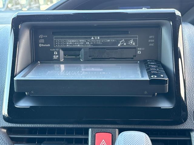 弊社の「東村山店」には鈑金担当がおり、お車をぶつけてしまった際や事故に遭われた際も自社でご対応致します。お車の事はトータルでサポートさせていただきます！