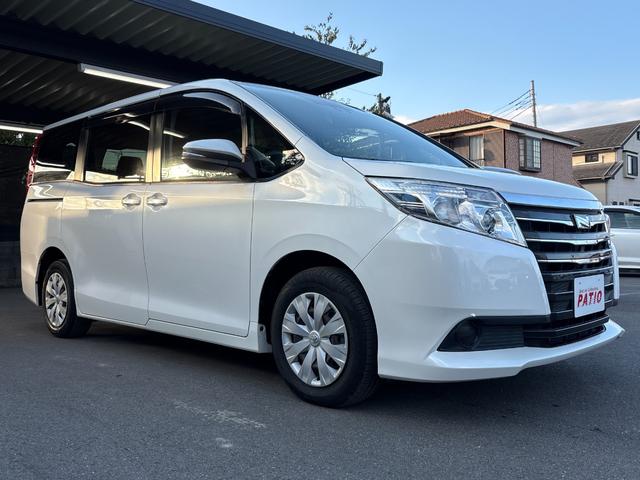 Ｘ　衝突軽減　レーンキープ　片側電動　ナビ　Ｂカメラ　ＥＴＣ　Ｉストップ　ＬＥＤヘッドライト　キーレス　禁煙車　記録簿　３列　フルフラット　ＡＢＳ　オートハイビーム　オートライト　電格ミラー