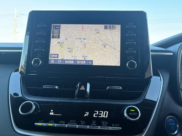 カローラツーリング ハイブリッド　Ｓ　４ＷＤ　衝突軽減　レーンキープ　障害物センサー　アダプティブクルーズ　ナビ　Ｂカメラ　Ｂｌｕｅｔｏｏｔｈオーディオ　ＥＴＣ　ＬＥＤヘッドライト　１６インチＡＷ　スマキー　フルフラット　ＡＢＳ（4枚目）