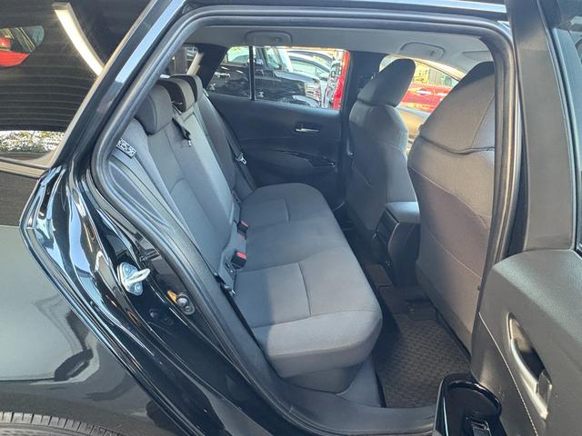 カローラツーリング ハイブリッド　Ｓ　４ＷＤ　衝突軽減　レーンキープ　障害物センサー　アダプティブクルーズ　ナビ　Ｂカメラ　Ｂｌｕｅｔｏｏｔｈオーディオ　ＥＴＣ　ＬＥＤヘッドライト　１６インチＡＷ　スマキー　フルフラット　ＡＢＳ（31枚目）