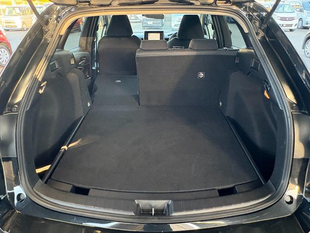 カローラツーリング ハイブリッド　Ｓ　４ＷＤ　衝突軽減　レーンキープ　障害物センサー　アダプティブクルーズ　ナビ　Ｂカメラ　Ｂｌｕｅｔｏｏｔｈオーディオ　ＥＴＣ　ＬＥＤヘッドライト　１６インチＡＷ　スマキー　フルフラット　ＡＢＳ（33枚目）