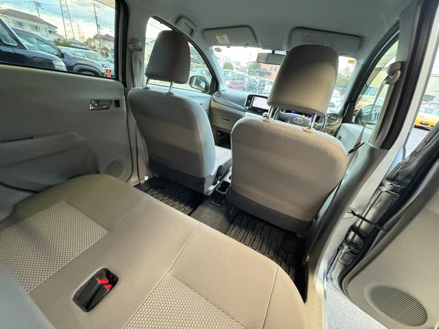 ピクシスエポック Ｇ　ＳＡ　衝突軽減　ナビ　フルセグ　Ｂカメラ　Ｂｌｕｅｔｏｏｔｈオーディオ　ＥＴＣ　Ｉストップ　ＬＥＤヘッドライト　１４インチＡＷ　スマキー　禁煙車　記録簿　フルフラット　ＡＢＳ　電格ミラー　ＣＤ　ＤＶＤ再生（26枚目）