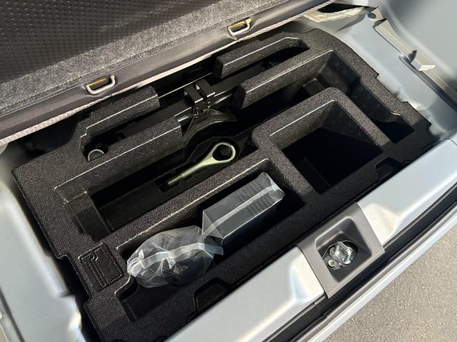 ピクシスエポック Ｇ　ＳＡ　衝突軽減　ナビ　フルセグ　Ｂカメラ　Ｂｌｕｅｔｏｏｔｈオーディオ　ＥＴＣ　Ｉストップ　ＬＥＤヘッドライト　１４インチＡＷ　スマキー　禁煙車　記録簿　フルフラット　ＡＢＳ　電格ミラー　ＣＤ　ＤＶＤ再生（28枚目）