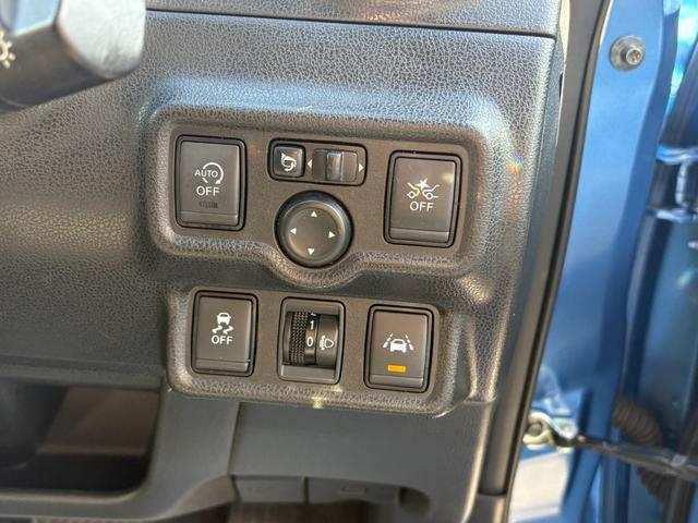 ノート X 衝突軽減 レーンキープ 障害物センサー ナビ 全周囲カメラ Fカメラ サイドカメラ Bカメラ ETC Iストップ スマキー 禁煙車 記録簿 ABS オートハイビーム オートライト 電格ミラー CD(11枚目)