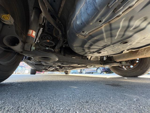 ノート X 衝突軽減 レーンキープ 障害物センサー ナビ 全周囲カメラ Fカメラ サイドカメラ Bカメラ ETC Iストップ スマキー 禁煙車 記録簿 ABS オートハイビーム オートライト 電格ミラー CD(27枚目)